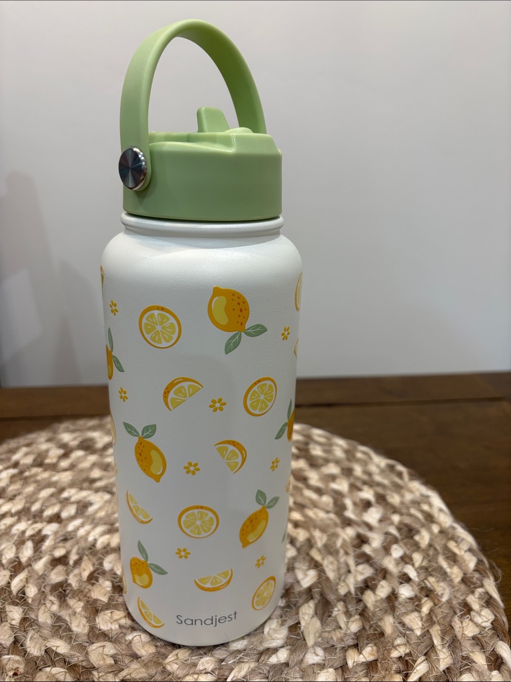 Brand New Sandjest Lemon Print 32oz Insulated Water Bottle